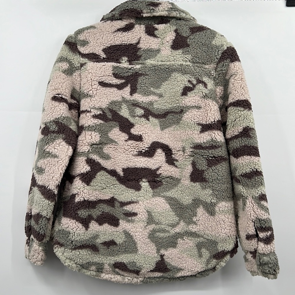 🆕Hem & Thread Camo Sherpa Fleece Green Brown Rose Beige Quilted Lining Last One - Picture 13 of 15